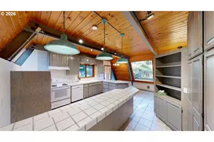 17717 Rainbow Rock Rd, Brookings, OR 97415 - Photo 4