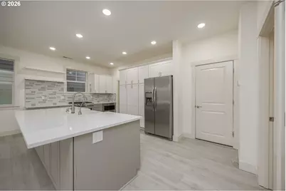 15158 NW Evelyn St, Portland, OR 97229 - Photo 10