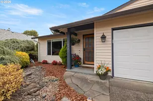 14926 NE Eugene St, Portland, OR 97230 - Photo 2