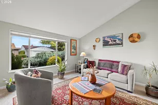 14926 NE Eugene St, Portland, OR 97230 - Photo 4
