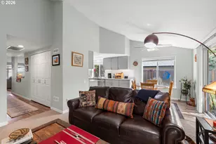 14926 NE Eugene St, Portland, OR 97230 - Photo 14