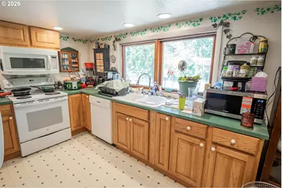 87161 Central Rd, Eugene, OR 97402 - Photo 34