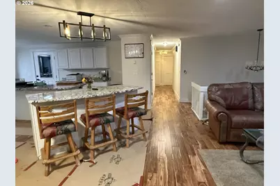759 S 71st St, Springfield, OR 97478 - Photo 4