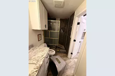 759 S 71st St, Springfield, OR 97478 - Photo 16