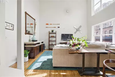 1009 NW Hoyt St #210, Portland, OR 97209 - Photo 10