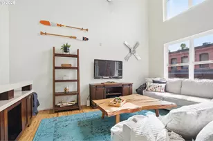 1009 NW Hoyt St, Portland, OR 97209 - Photo 12