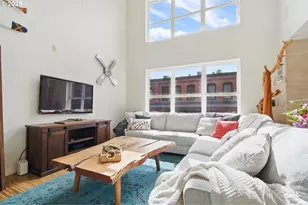 1009 NW Hoyt St, Portland, OR 97209 - Photo 14