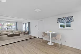 1901 SE Minter Bridge Rd, Hillsboro, OR 97123 - Photo 4