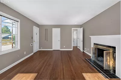 7224 N Omaha Ave, Portland, OR 97217 - Photo 8