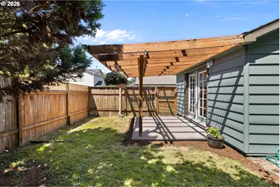 1053 SE Barnes Rd, Gresham, OR 97080 - Photo 20
