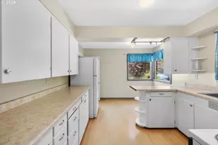 1053 SE Barnes Rd, Gresham, OR 97080 - Photo 8