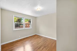 1053 SE Barnes Rd, Gresham, OR 97080 - Photo 12