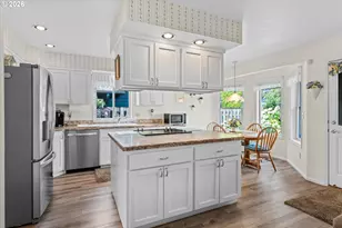 19341 Inishbride Ct, Oregon City, OR 97045 - Photo 16
