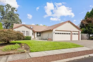 19341 Inishbride Ct, Oregon City, OR 97045 - Photo 2
