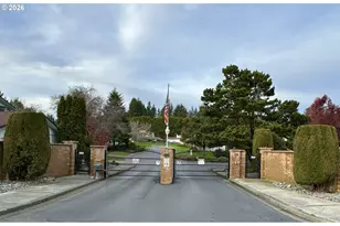 821 Brookhaven Dr, Brookings, OR 97415 - Photo 2