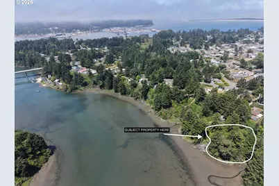 000 Sea Spray, Coos Bay, OR 97420 - Photo 6