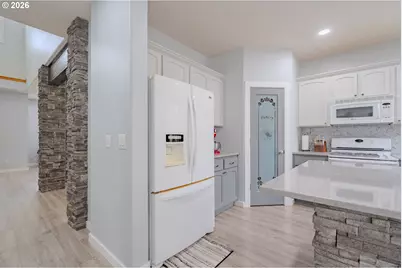 1710 SE 4th Ave, Battle Ground, WA 98604 - Photo 10