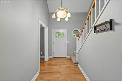 13217 SE Blackberry Cir, Portland, OR 97236 - Photo 8