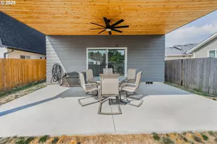 213 SE 1st Ave, Battle Ground, WA 98604 - Photo 26