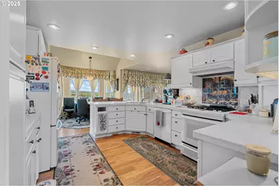 300 Golf Course Rd, Echo, OR 97826 - Photo 10