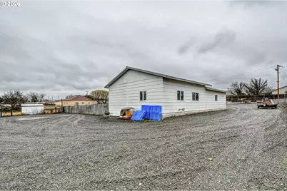 1390 W Orchard Ave, Hermiston, OR 97838 - Photo 38