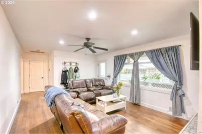 1390 W Orchard Ave, Hermiston, OR 97838 - Photo 6