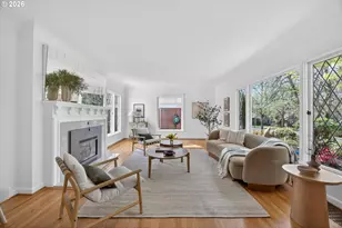 6834 SE Reed College Pl, Portland, OR 97202 - Photo 4