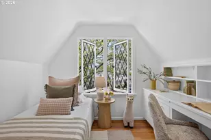 6834 SE Reed College Pl, Portland, OR 97202 - Photo 24