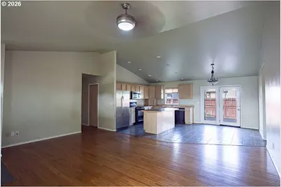 114 18th St, La Grande, OR 97850 - Photo 4