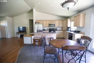 114 18th St, La Grande, OR 97850 - Photo 8
