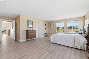 539 SW Park St, Newport, OR 97365 - Photo 24