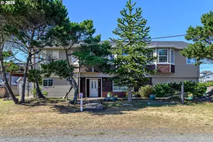 539 SW Park St, Newport, OR 97365 - Photo 2