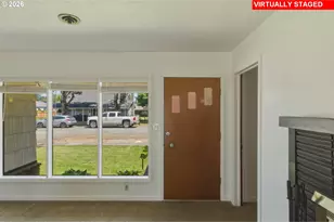 1137 N 4th Ave, Stayton, OR 97383 - Photo 6