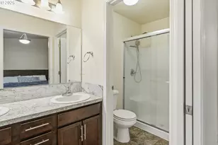 3201 Oxford St, Woodburn, OR 97071 - Photo 26