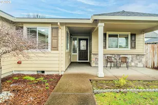 3201 Oxford St, Woodburn, OR 97071 - Photo 2