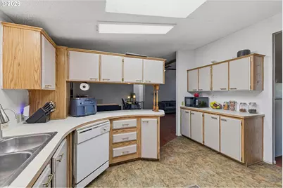 13620 SW Beef Bend Rd #146, Portland, OR 97224 - Photo 6