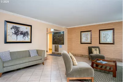 2021 SW Main St #32, Portland, OR 97205 - Photo 44