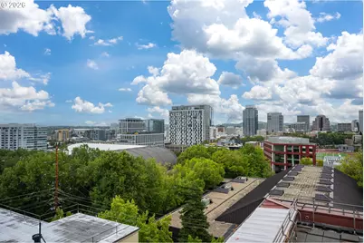 2021 SW Main St #32, Portland, OR 97205 - Photo 40