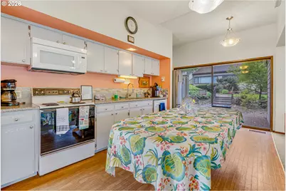 4244 NE 125th Pl, Portland, OR 97230 - Photo 30