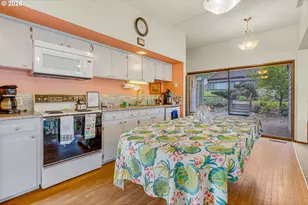 4244 NE 125th Pl, Portland, OR 97230 - Photo 30