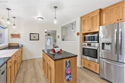 4010 NW Elmwood Dr, Corvallis, OR 97330 - Photo 22