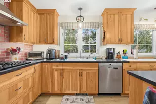 4010 NW Elmwood Dr, Corvallis, OR 97330 - Photo 18