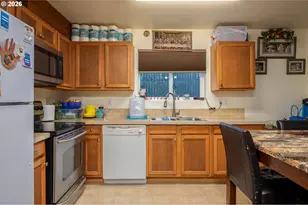 3317 SE 122nd Ave, Portland, OR 97236 - Photo 14