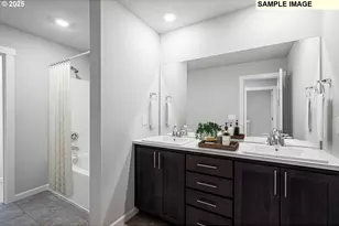 8291 SE Crescent Dr, Hillsboro, OR 97123 - Photo 18