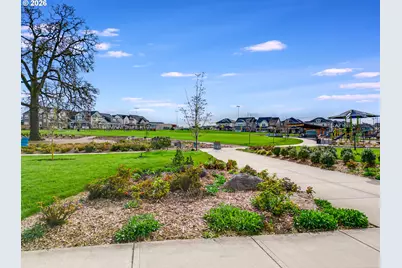 8291 SE Crescent Dr, Hillsboro, OR 97123 - Photo 30