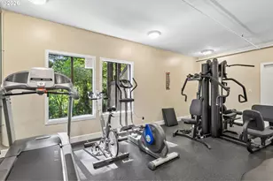 7726 SW Barnes Rd, Portland, OR 97225 - Photo 30