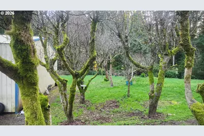 5046 N Loftus Rd, Florence, OR 97439 - Photo 6