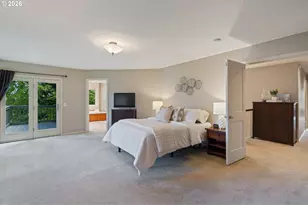 13852 Taylors Crest Ln, Lake Oswego, OR 97035 - Photo 20