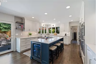 13852 Taylors Crest Ln, Lake Oswego, OR 97035 - Photo 12