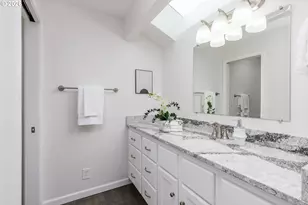 12625 SW Barberry Dr, Beaverton, OR 97008 - Photo 26